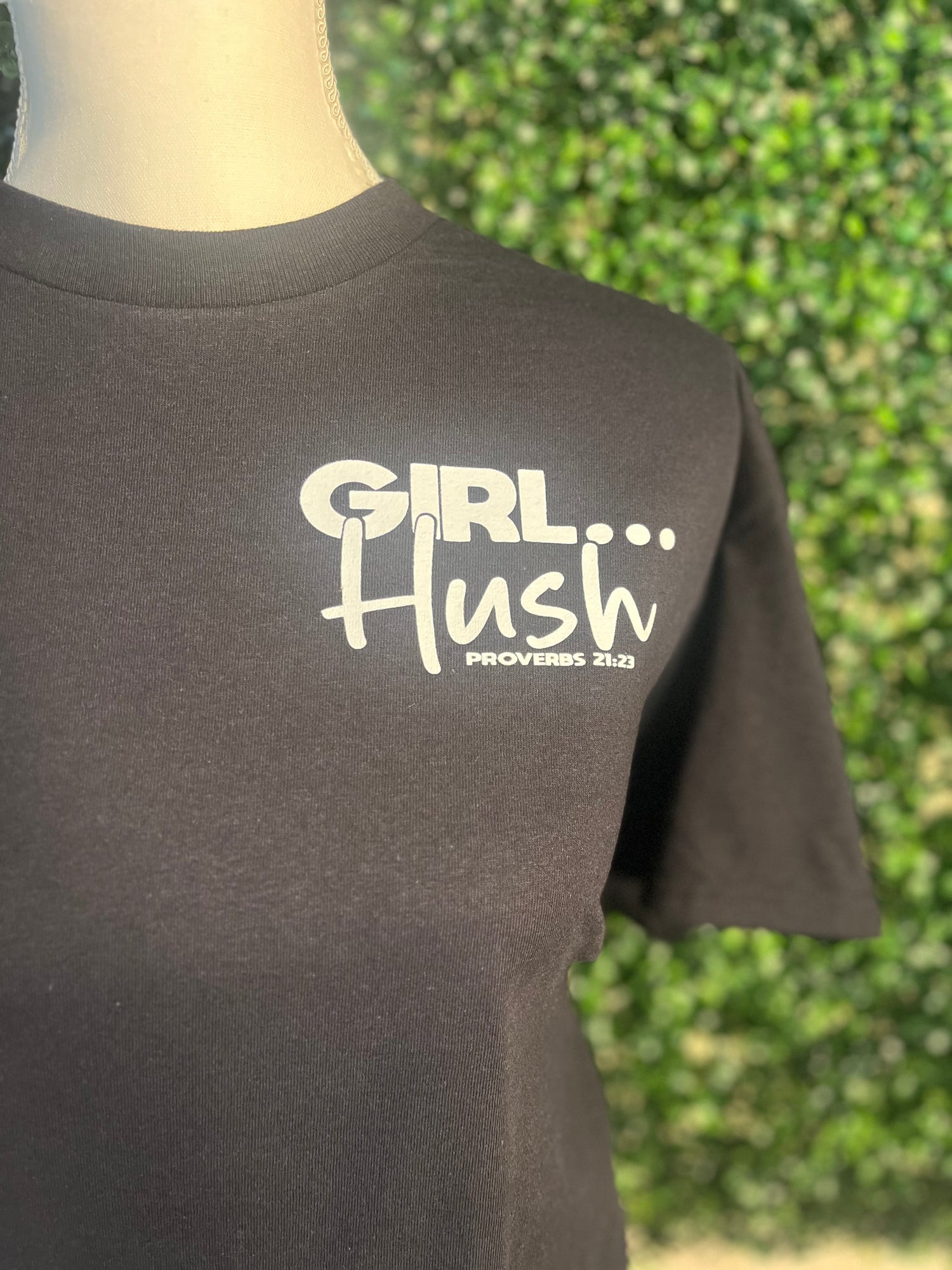 Girl Hush -Tshirt